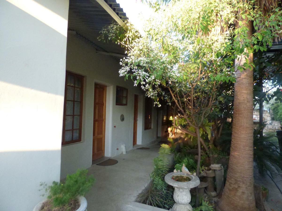 Tsumeb Backpackers & Safari Pansiyon Dış mekan fotoğraf